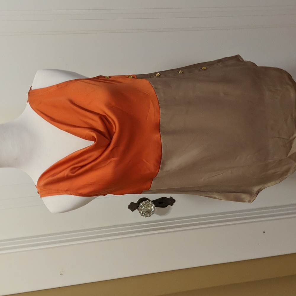 Sleeveless top